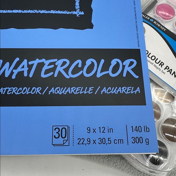 Watercolor Artist Lot —  Pad of Paper & 36 Color Pan Set - Picture 4 of 9